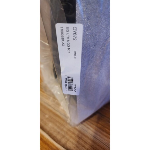 Maggie Tote Bag In Signature Leather CY672- New - Picture 10 of 10